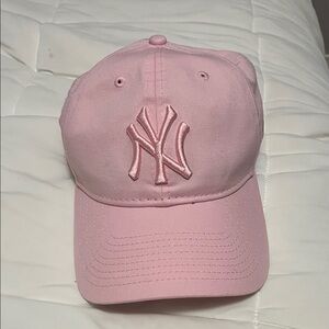 pink new york yankees hat